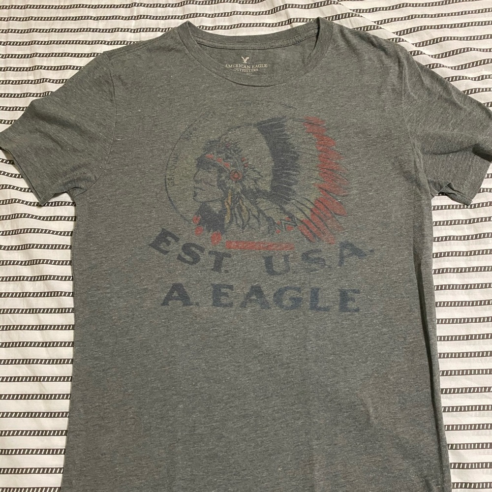 American Eagle Native American T-Shirt Size Small